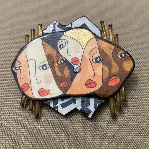 Vintage Handmade Many Faces Pin Signed - Picture 1 of 2